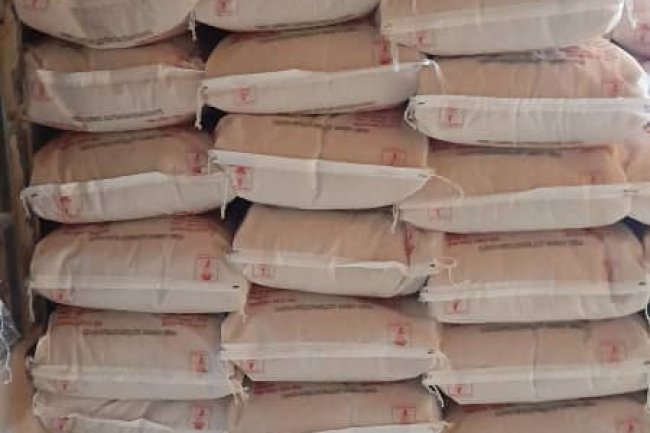 Pictures: Distribution of bags of rice and other food items to the people of my Constituency to celebrate the yuletide